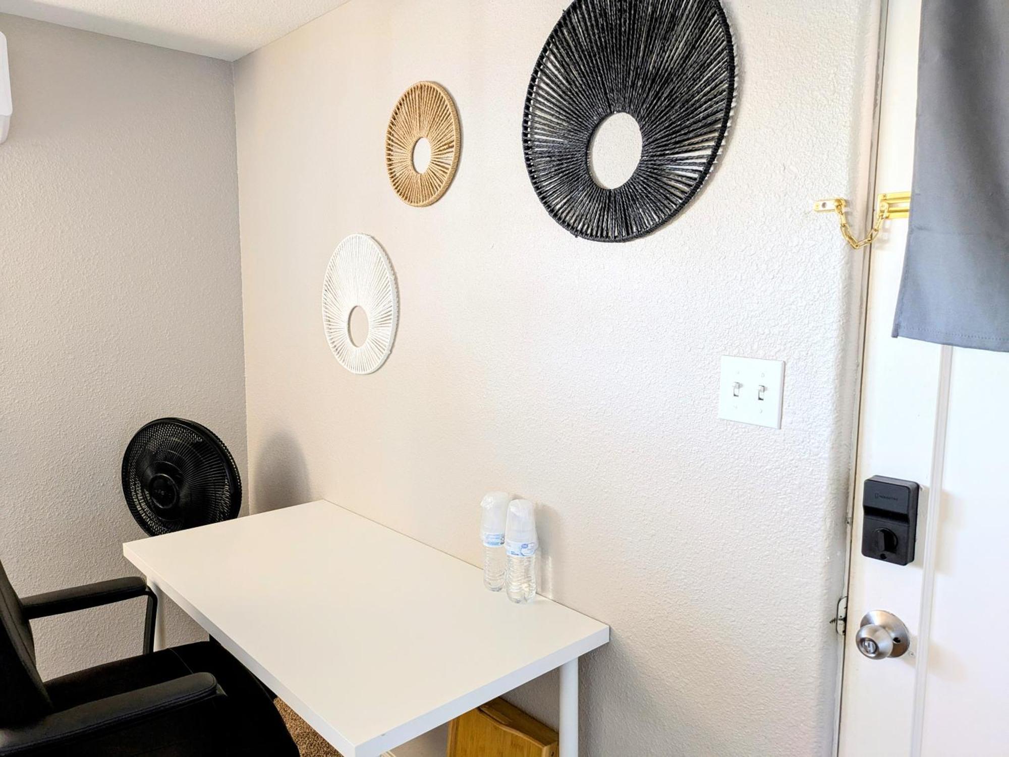 טמפה Private Rooms In Phoenix, Az מראה חיצוני תמונה